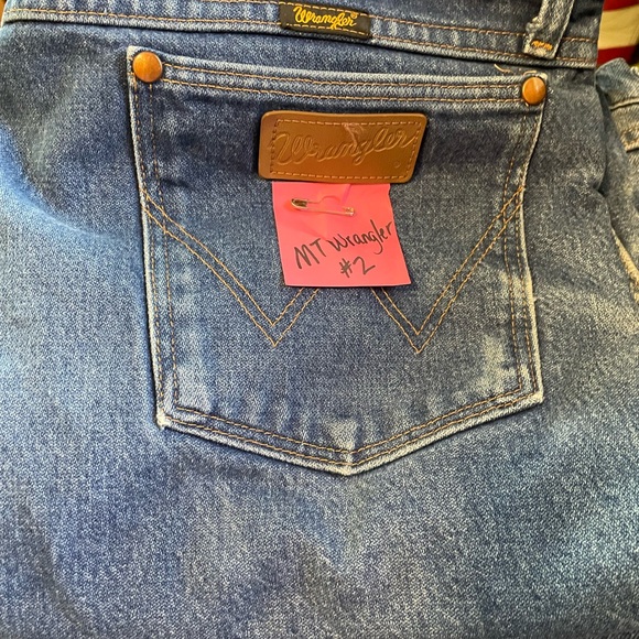 Wrangler Boot Cut Jeans - Picture 12 of 12